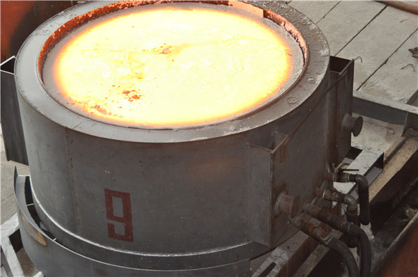 棕刚玉冶炼设备